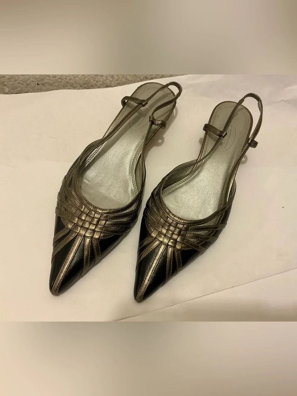 Talbots Metallic Bronze and Black Pointed Slingback Flats low heels